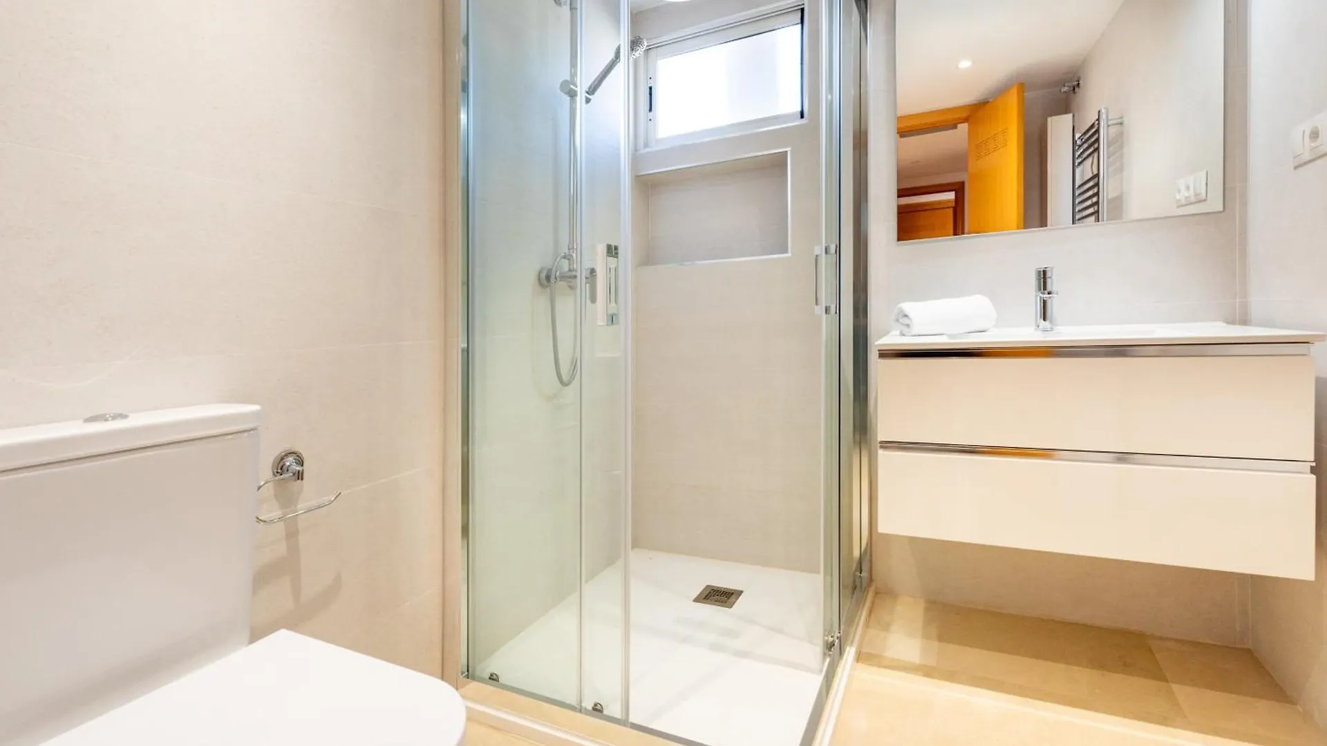 La Carihuela Beachfront II - Comfort, Style & Sea Views Torremolinos 0*,